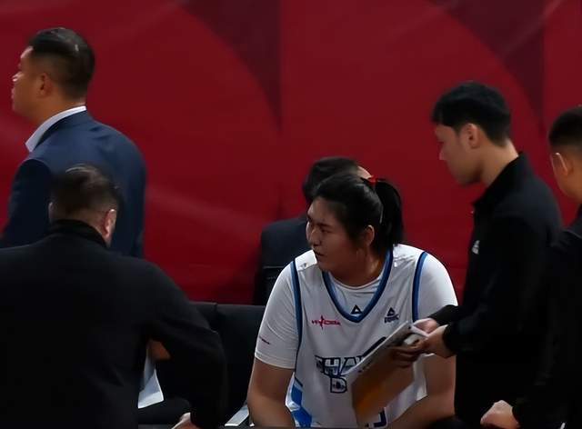 app下载-山东女篮惨败山西队，张子宇正负值最低拖累球队，宫鲁鸣看走眼了