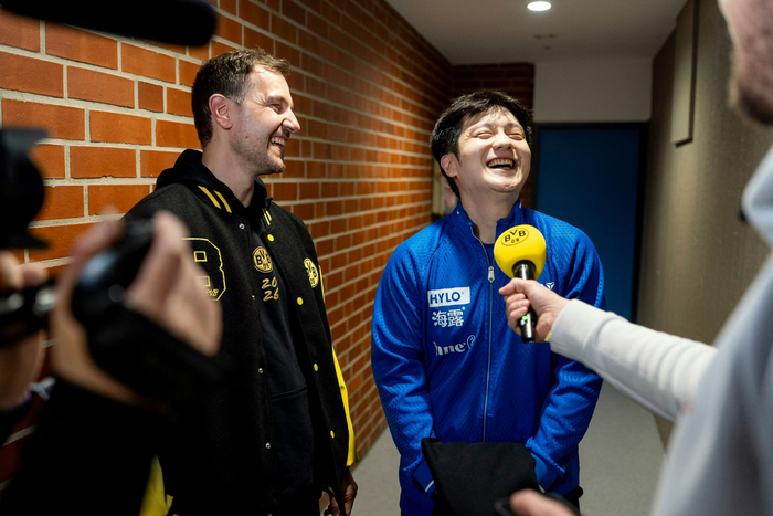 开云体育-樊振东穿蓝球衣进多特蒙德更衣室创纪录|可爱_新浪体育_新浪新闻