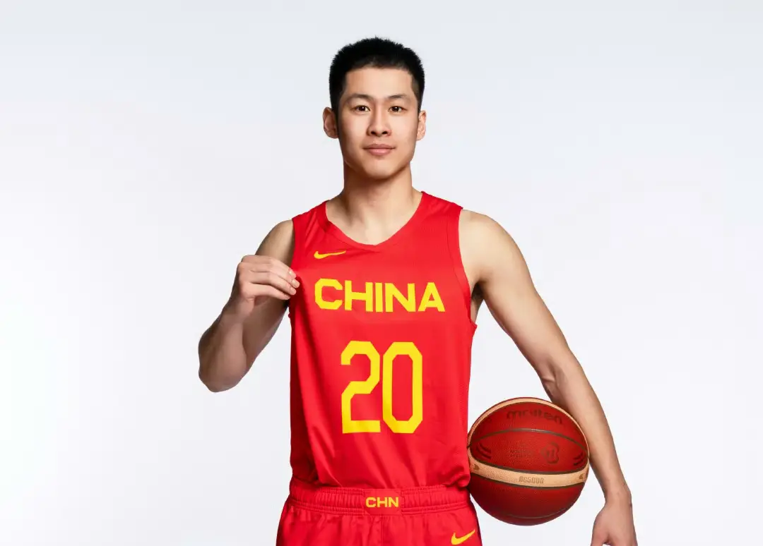 app下载-都怪张镇麟？昔日国手+全明星转会后坐穿冷板凳，场均1.6分1.4板