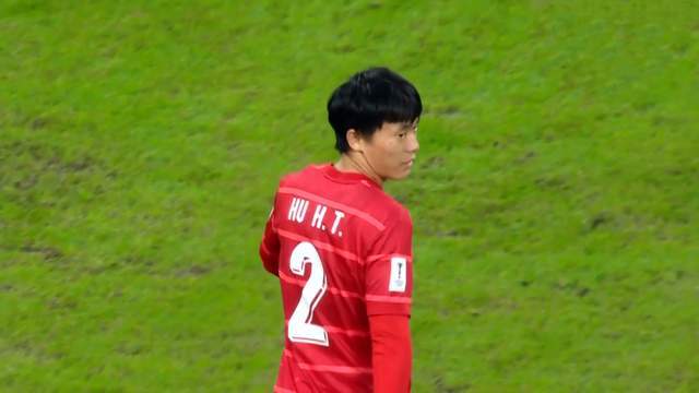 kaiyun 官网-队长离队，成都蓉城中场重组，茹萨+杨明洋跑动拉满 改4后卫保前4