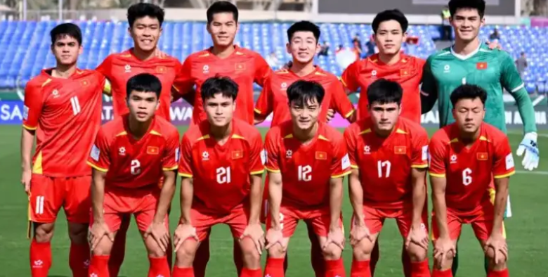 app下载-0-1爆冷!1-0绝杀!U23亚洲杯:黑马3连胜,夺冠热门出局,中国队喜讯