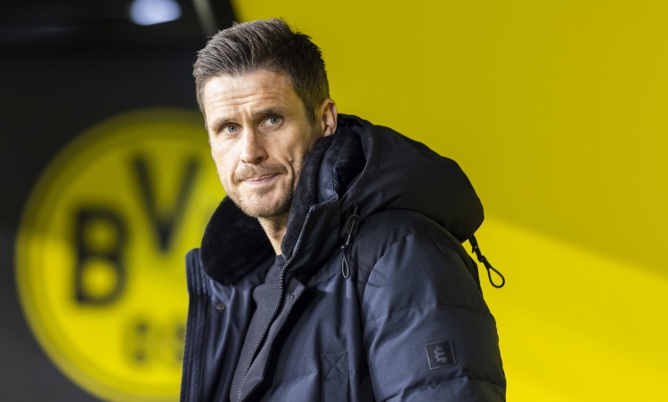 网页版登录入口-德天空:汉堡考虑聘请凯尔出任董事会成员,目前双方尚未接触