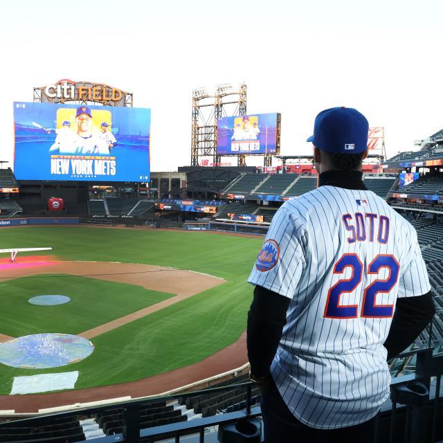 1734086222623038120.jpeg 体育视频直播-15年7.65亿美元!这位棒球球员凭啥年薪超5000万?