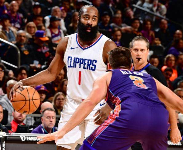 快艇迅猛逼近西部第一 洛杉矶谁是最强已无争议