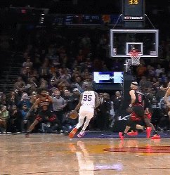 1706007624168031476.gif 体育视频直播-GOAT讨论凭啥不带我?KD背靠背轰40+ 跳投绝杀公牛