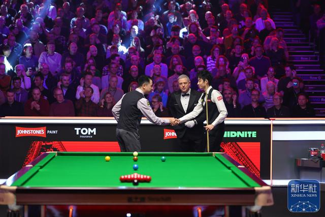 体育视频直播-斯诺克 | 大师赛：吴宜泽战胜肖国栋晋级四强|四分之一决赛|斯诺克大师赛|中国大师赛|比赛|中国选手_新浪体育_新浪新闻
