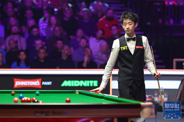 体育视频直播-斯诺克 | 大师赛：吴宜泽战胜肖国栋晋级四强|四分之一决赛|斯诺克大师赛|中国大师赛|比赛|中国选手_新浪体育_新浪新闻