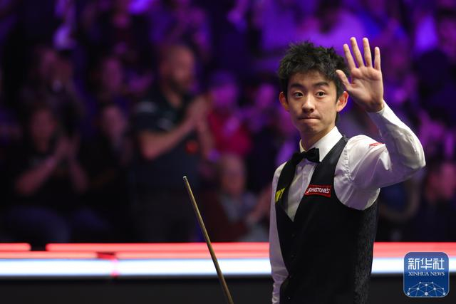 体育视频直播-斯诺克 | 大师赛：吴宜泽战胜肖国栋晋级四强|四分之一决赛|斯诺克大师赛|中国大师赛|比赛|中国选手_新浪体育_新浪新闻