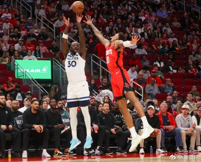 体育视频直播-火箭赢球又出新问题，杜兰特历史第一！申京有功有过，一人成关键|凯文·杜兰特|谢泼德|外线|森林狼|明尼苏达森林狼队_新浪体育_新浪新闻