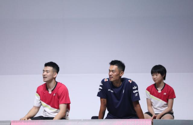 1687931233801000147.png 体育视频直播-贾一凡找李宗伟要周杰伦演唱会票 郑思维秒变迷弟