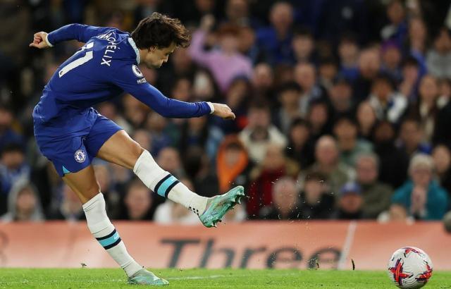 体育视频直播-切尔西自毁长城！波特不善思考，费利克斯不值得买