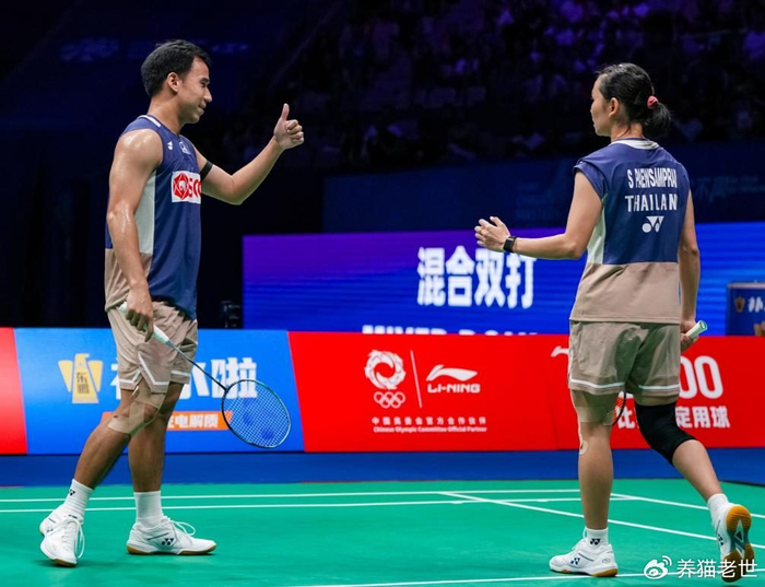 开云体育-世界第1遭逆转!决胜局连丢8分葬送好局,凤凰组合1-2泰国王牌|苏皮萨拉|冯彦哲|德差波|黄东萍|马来西亚_新浪体育_新浪新闻