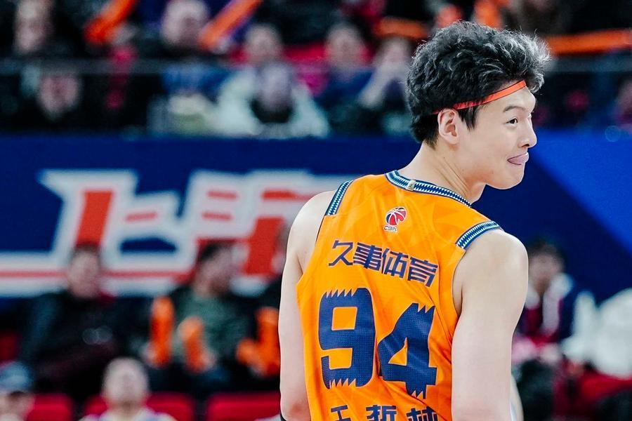 kaiyun 官网-王哲林的32岁生日愿望：希望有一天，我们可以站上那个领奖台