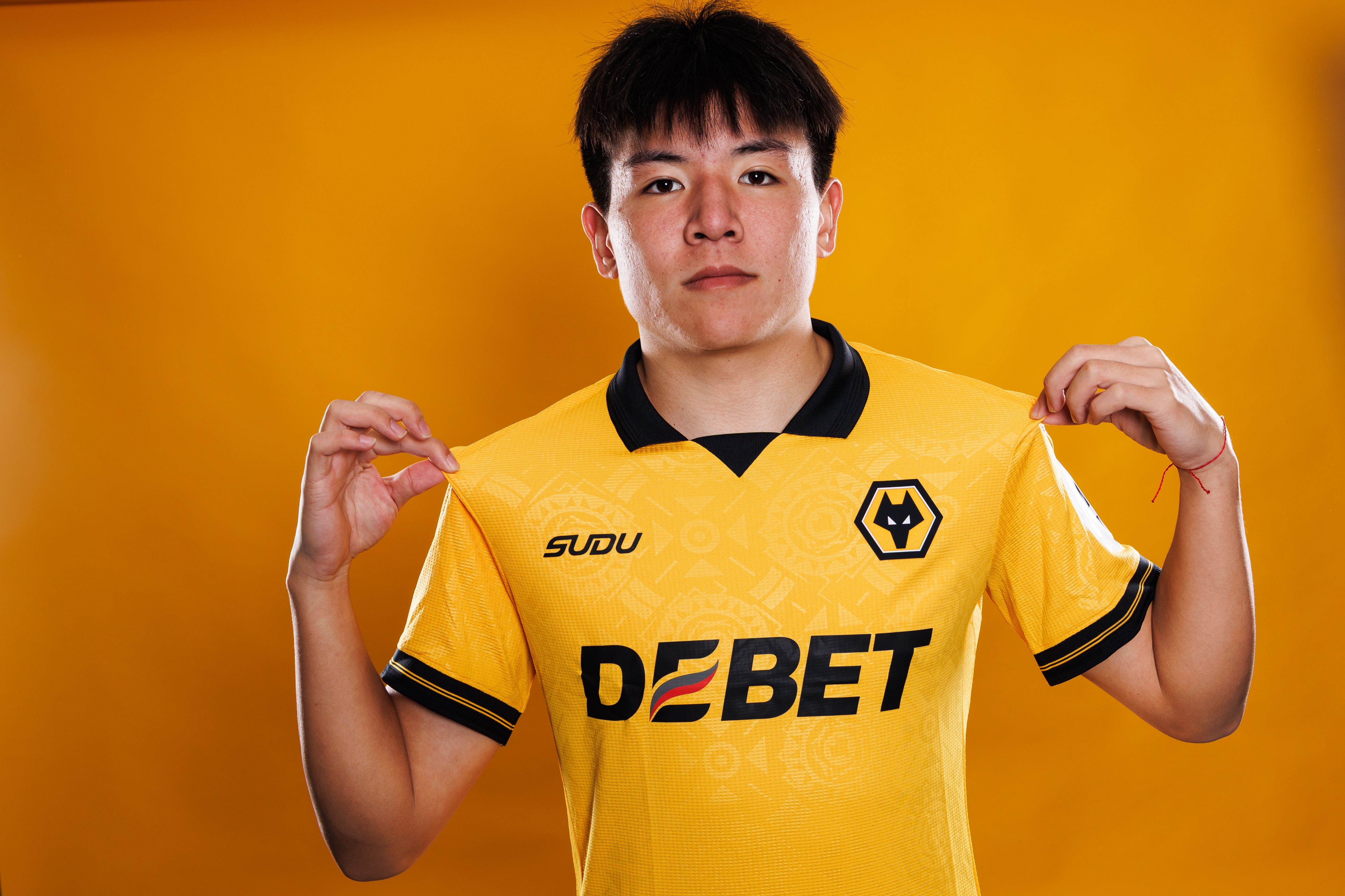 体育视频直播-当地媒体:徐彬周二已代表巴恩斯利U21完成首秀,帮助球队4-2逆转