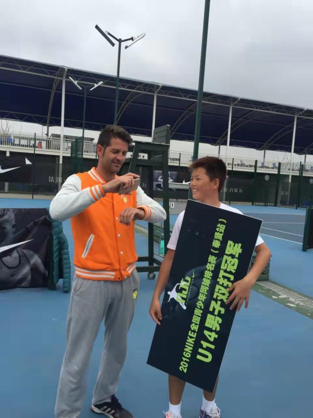 1635341697362008865.jpg 李翰文妈妈:普通人家孩子走到今天很不易也很感恩