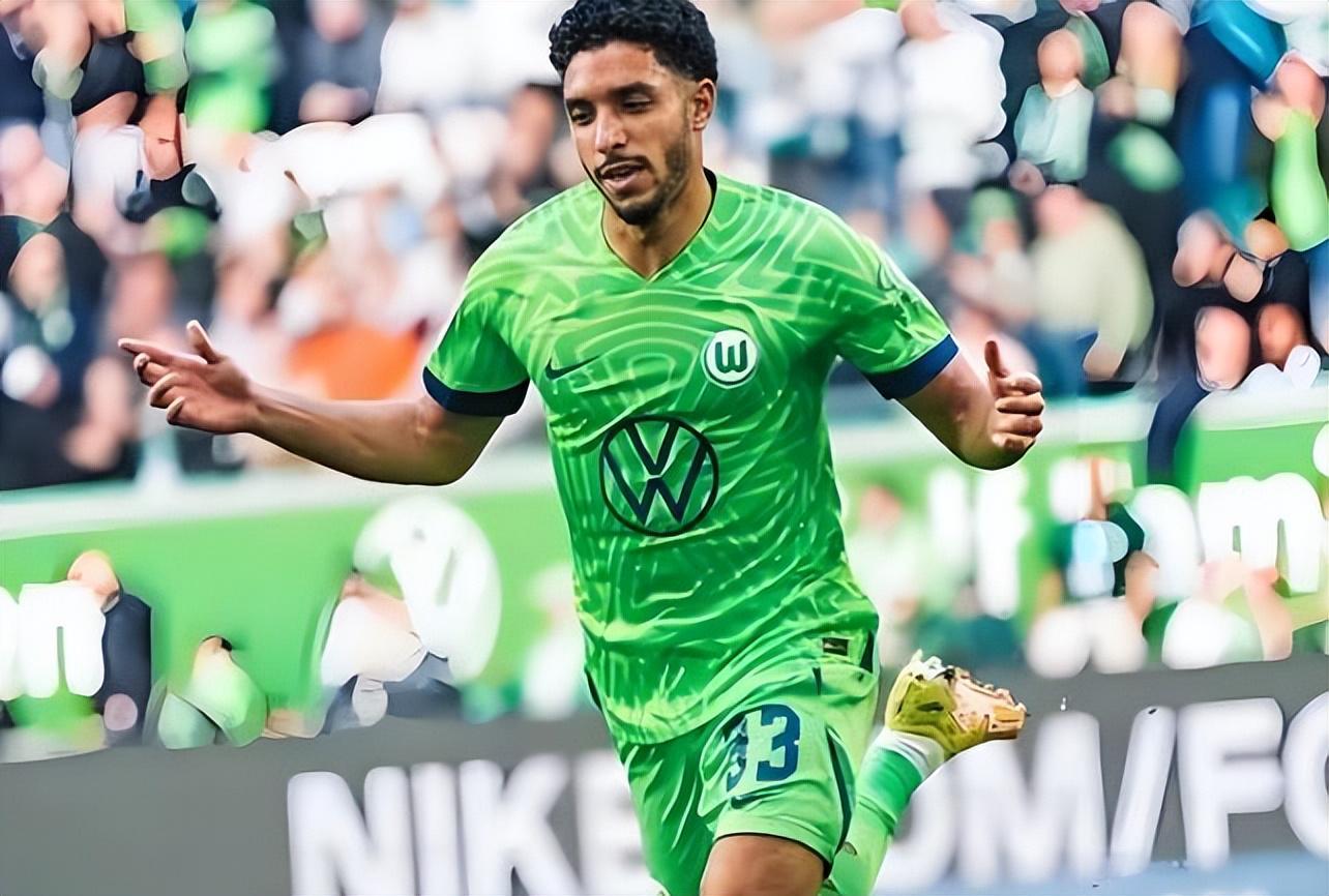 体育视频直播-刘建业刚出任重庆铜梁龙主帅，就收到一份惊喜大礼，向余望爆发