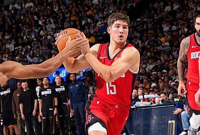 网页版登录入口-连续10场得分上双，谢泼德10助攻+6抢断 弥补短板 火箭1号位升级