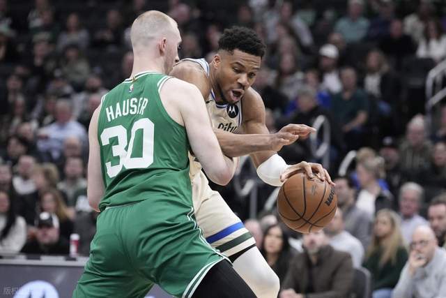 app下载-爆大冷！核心缺席居然27分狂胜：全场鸦雀无声，字母哥复出低迷