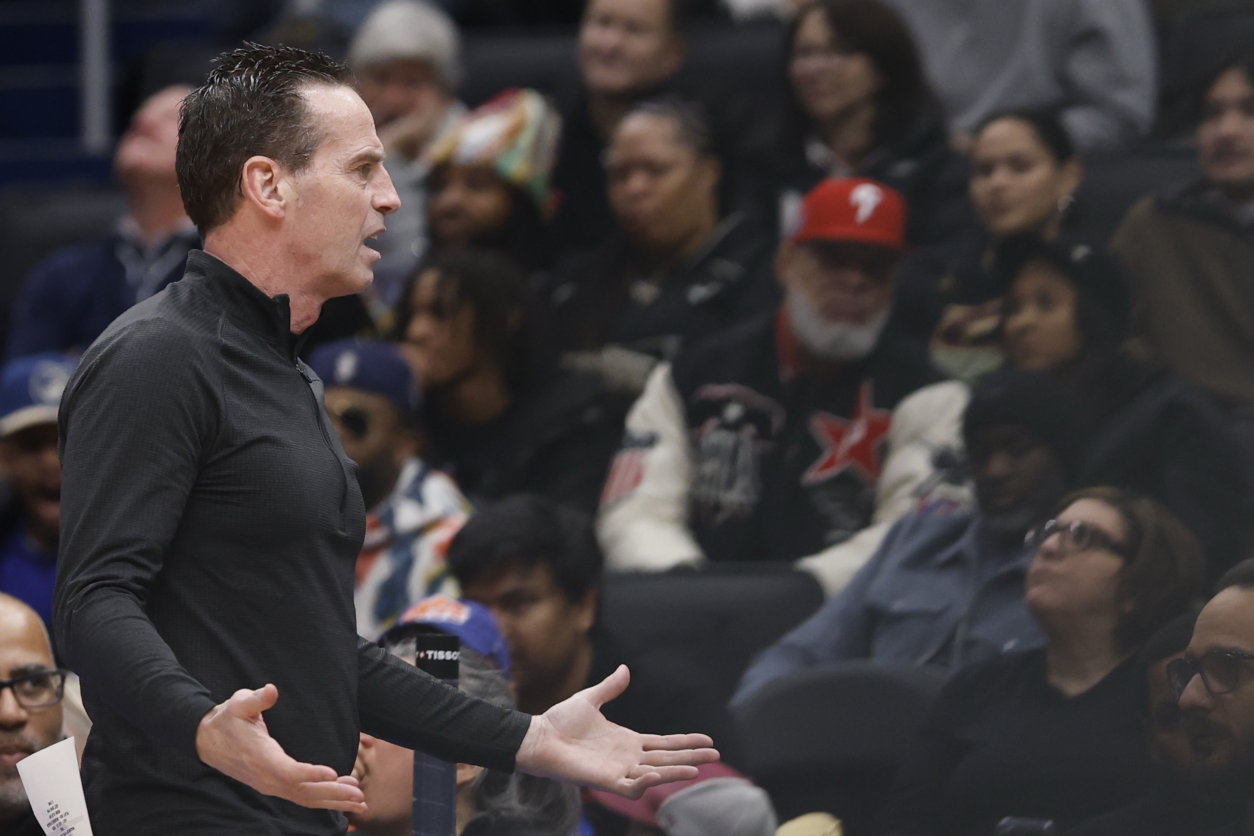 kaiyun 官网-阿特金森：我得反思自己 我不知道在开场就采用无限换防是否正确