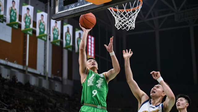 体育视频直播-辽宁男篮VS四川!新帅上演首秀,赵继伟确定出战,央视直播