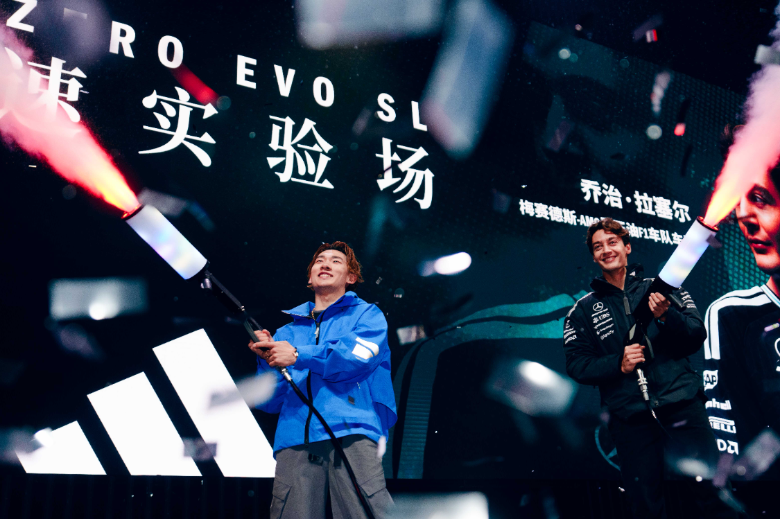 开云体育-在“竞速实验场”，苏翊鸣、拉塞尔、窦靖童共同探索速度的表达